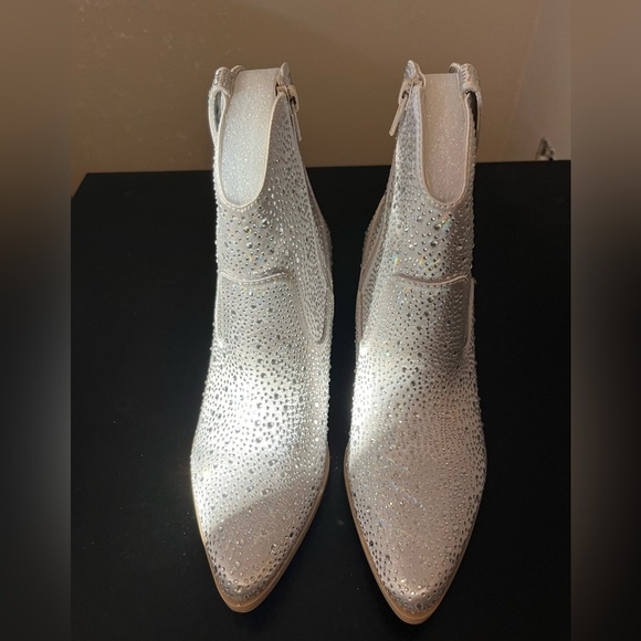 Silver Sparkle Leslie Rhinestones Western Boots NIB - Picture 9 of 16